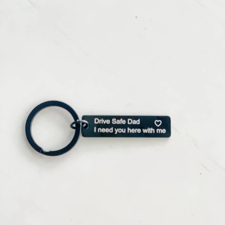 Harris Girls & Co. – Engroshandel Nøglering - Unisex – „Drive Safe Dad“ nøglering