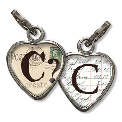 Initiale C Bubble Heart pour la vente par Pick Up Sticks Jewelry Company