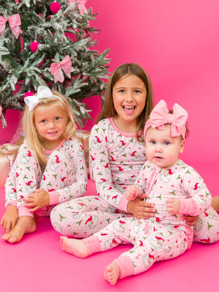Rose Pyjama une pièce à volants convertible avec pieds en bambou viscose rose Dear Santa pour bébé fille SoftSnooze™ en vente sur Faire4
