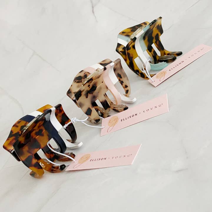Ellison+Young - Wholesale Hair Clip - Women's - Preppy Tort Striped Hair Claw2