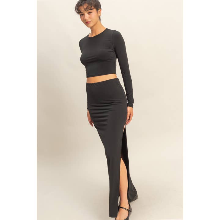 Double Zero - Wholesale Top & Skirt Set - Women's - Long Sleeve Crop Top And High Slit Maxi Skirt Set17