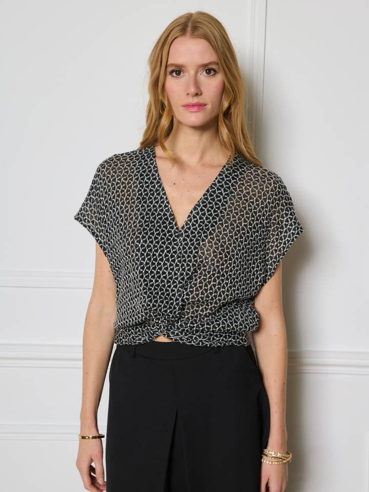 LULUMARY - Wholesale Blouse - Women's - Textured crop top H70014