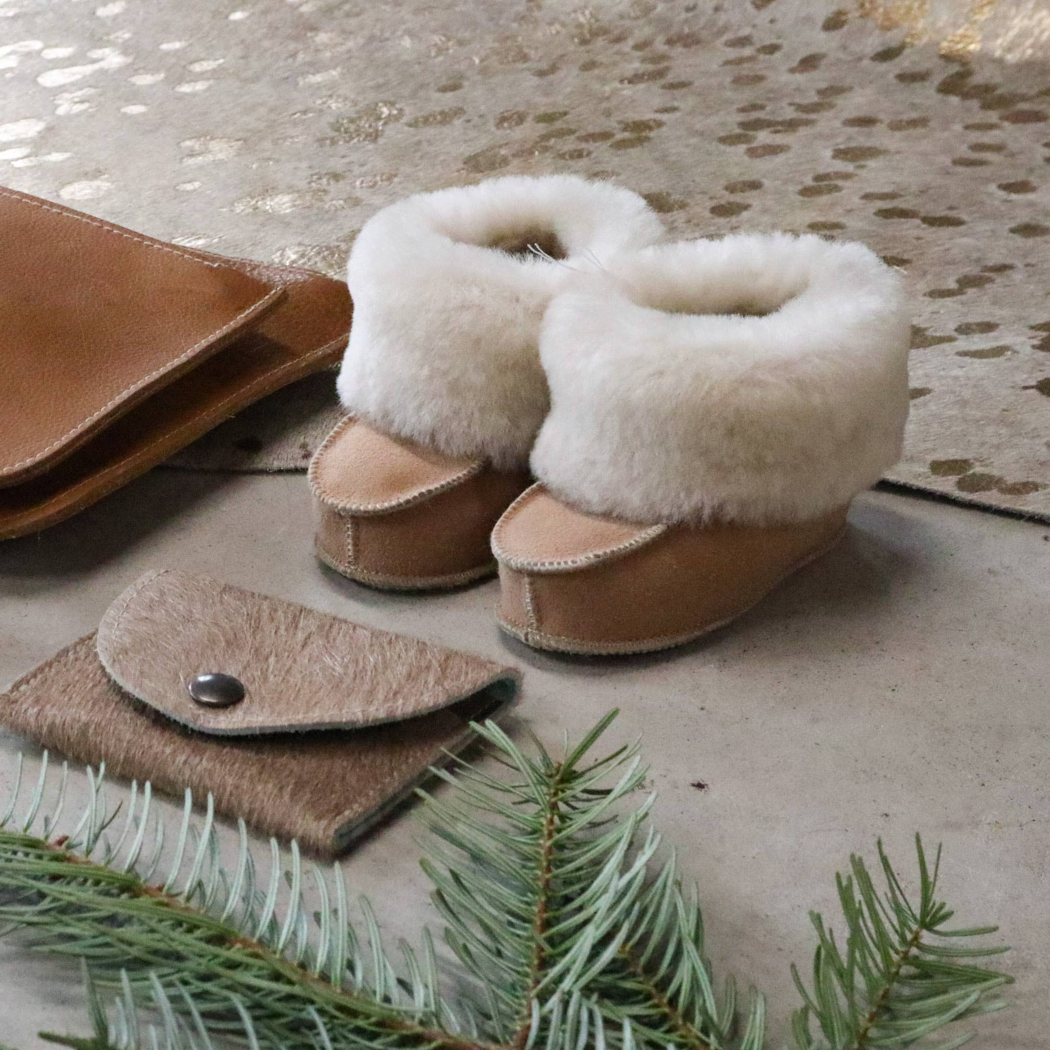 Van Buren - Wholesale Pantoffels - Baby - Babyslofjes schapenvacht5