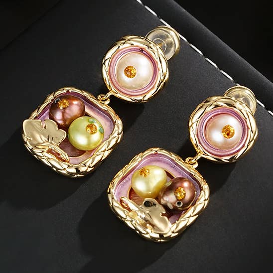 Roze barokparel oorbellen Franse olieverfschilderij oorbellen voor wholesale door Fabula