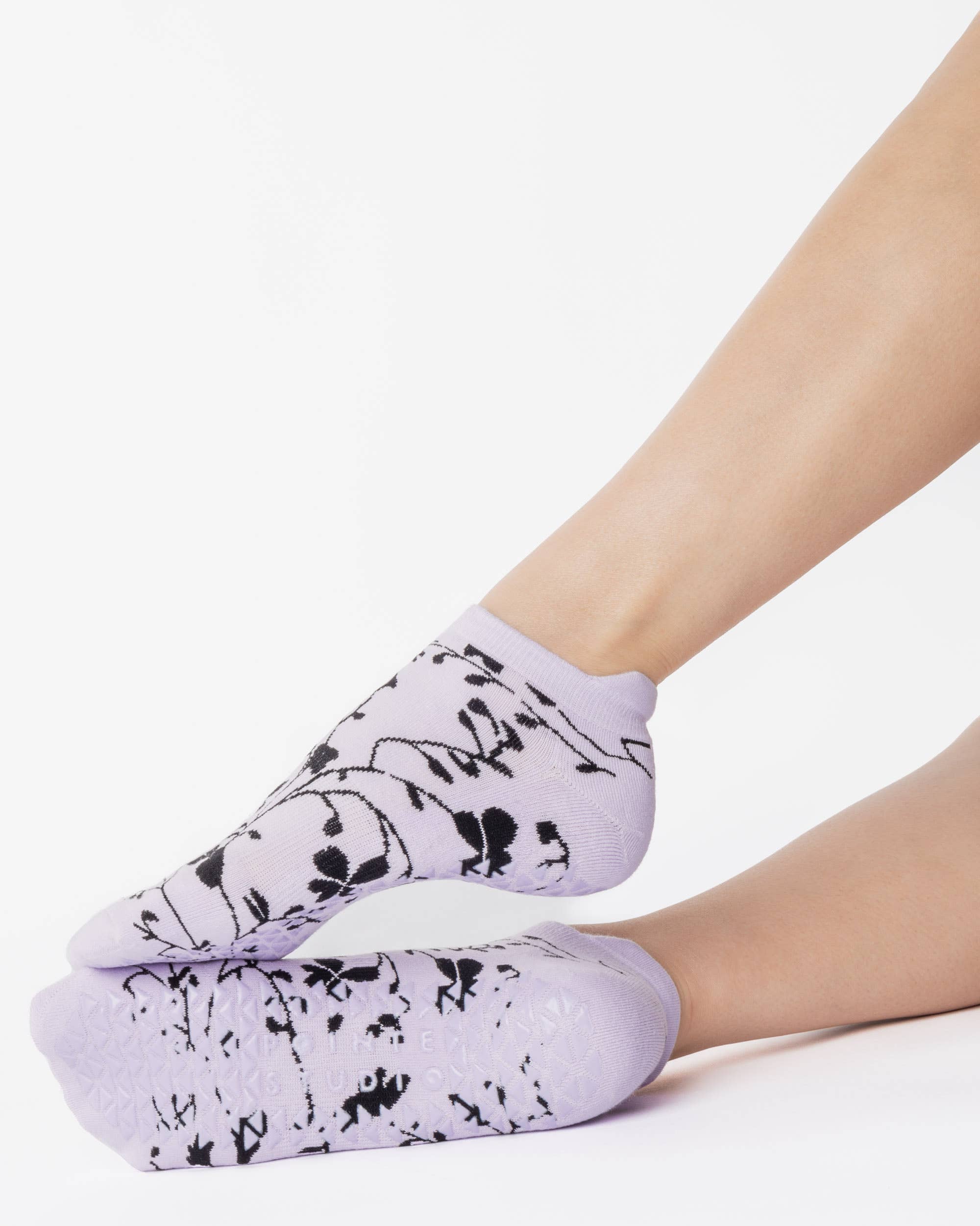 Pointe Studio - Wholesale Socks - Women's - Women's Garden Vines Full Foot Grip Sock – No Slip Cotton Blend for Pilates & Barre5