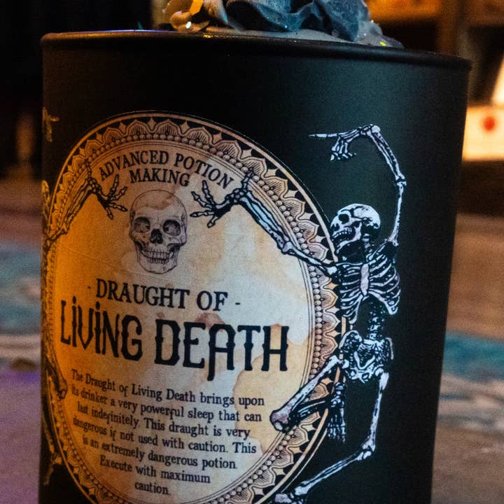 The Lonely Broomstick – Großhandel Kerze im Glas / gefüllte Kerze – Kerze „Trank des Lebenden Todes“1