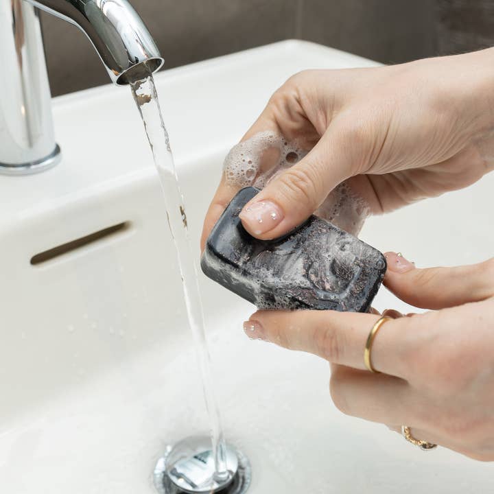 HandCraft Skincare - Wholesale Facial Cleanser - Tea Tree + Charcoal Detoxifying Facial Soap7