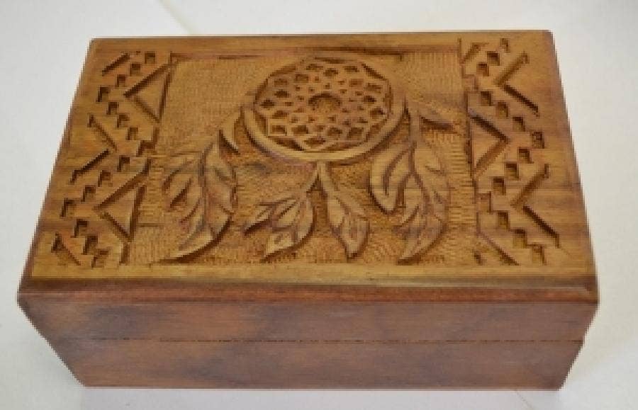 GREENROOTS USA LLC – wholesale Decorative box – Dream Catcher Wooden Carved 4X6" Box0