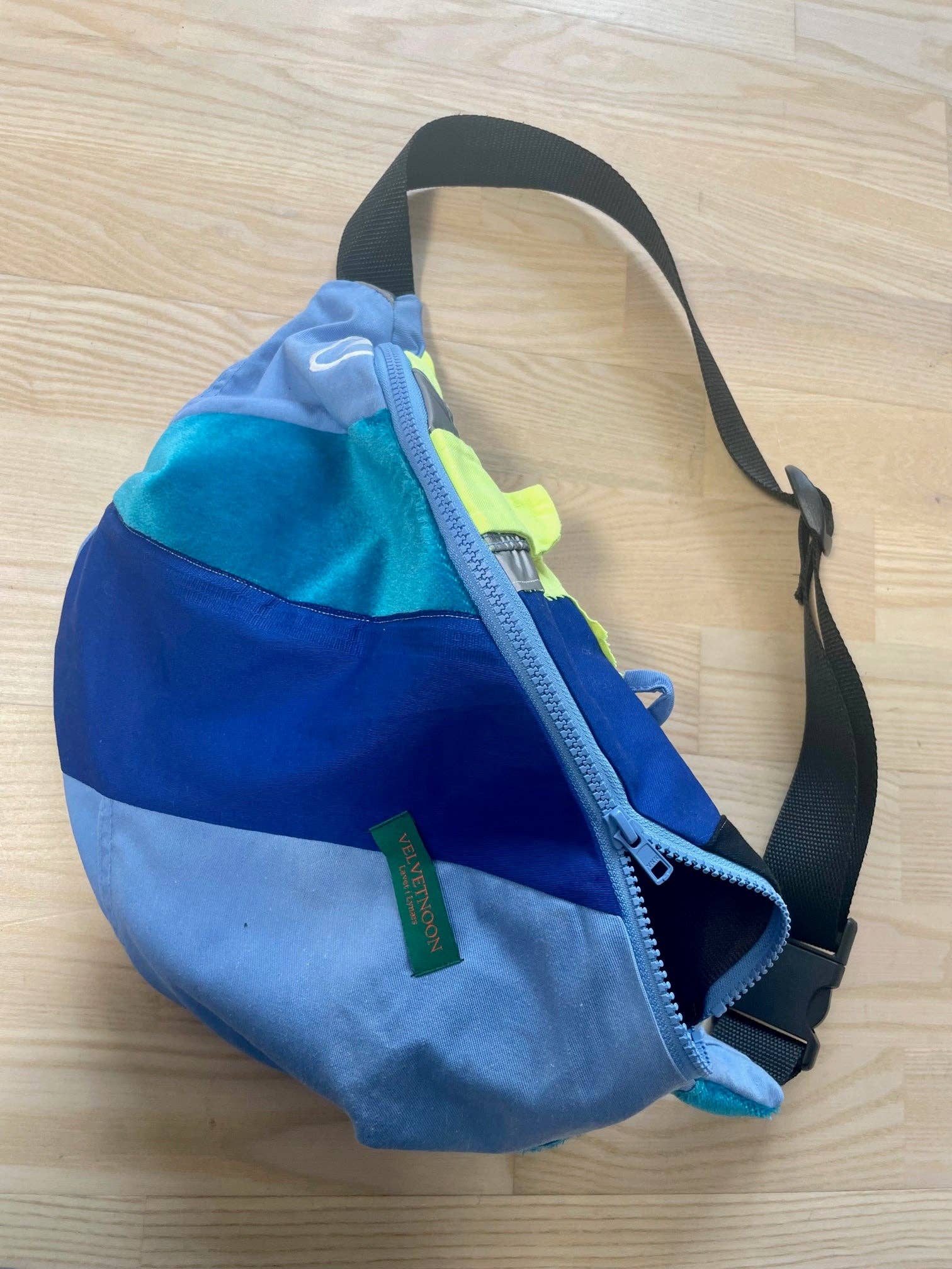 Velvetnoon - Wholesale Belt Bag - Women's - Bumbag Svalevej4