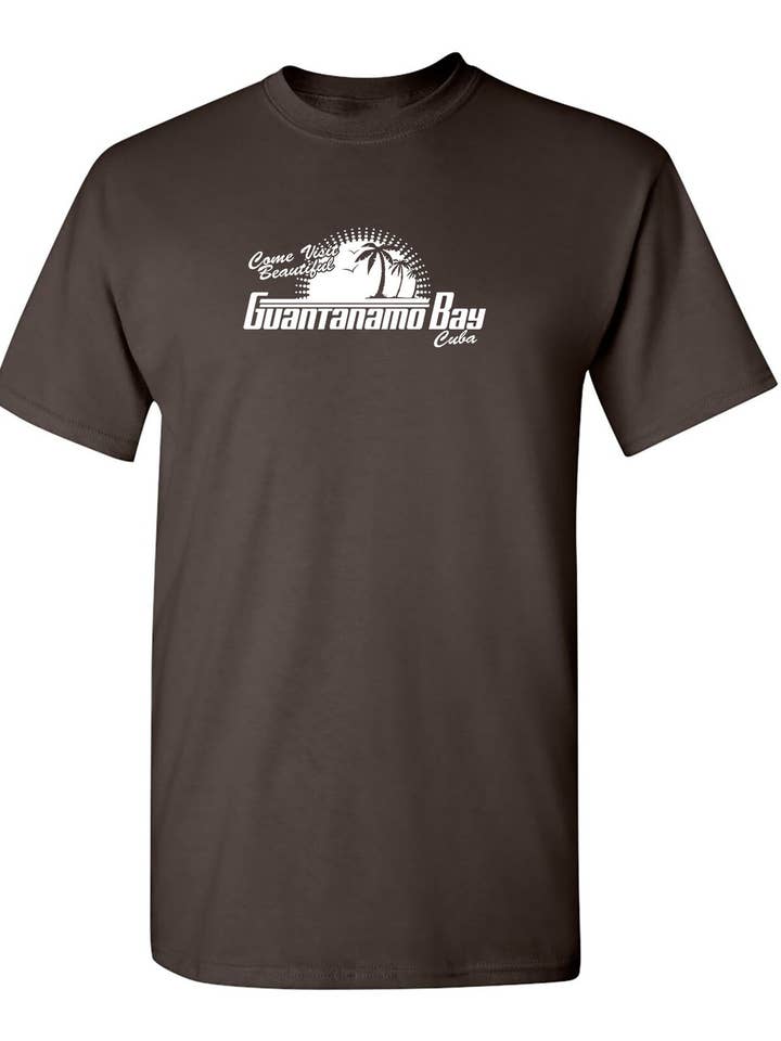 Venez visiter la magnifique baie de Guantanamo à Cuba- pour la vente par Feelin Good Tees