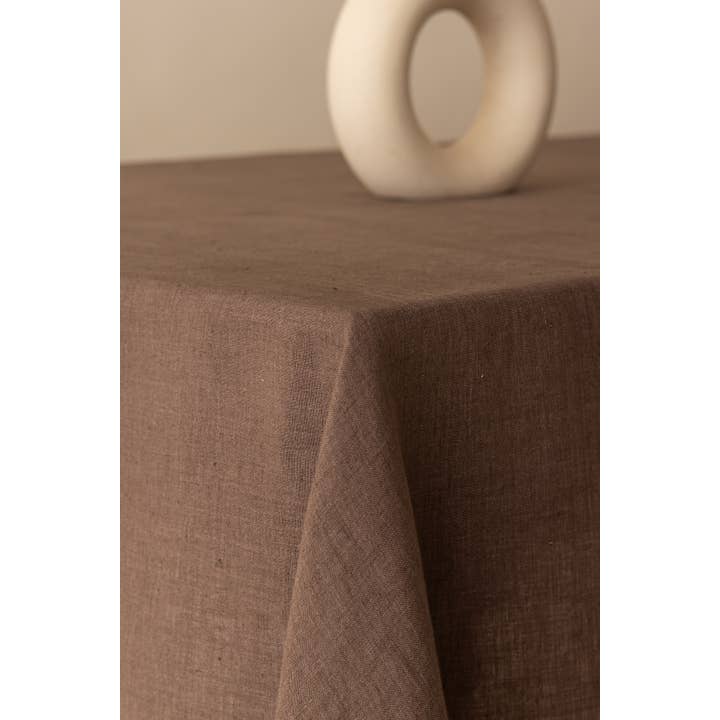 Live Linen - Wholesale Tablecloth - Linen Tablecloth with Ruffle Trim – Classic7