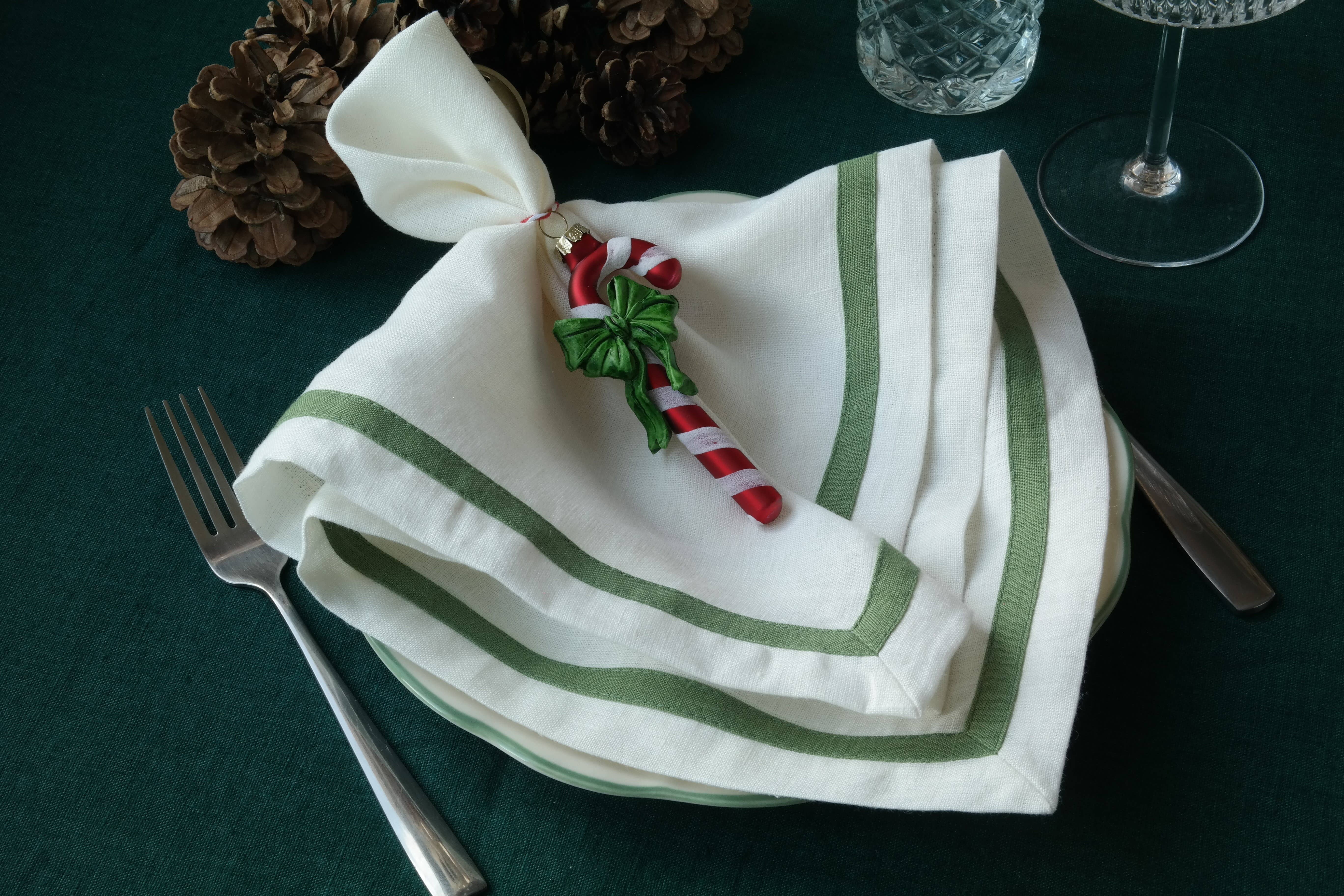 Liem Home - Wholesale Dinner & Cloth Napkin - Linen Napkins 50x50cm (20"x20") with green Trim. 3