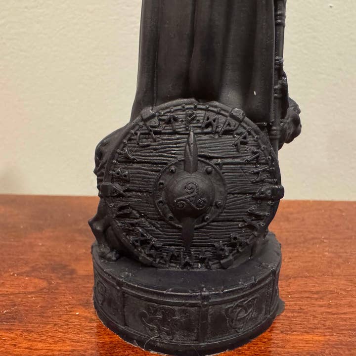 Susan Schomigs Creations - Wholesale Novelty Candle - Freya2