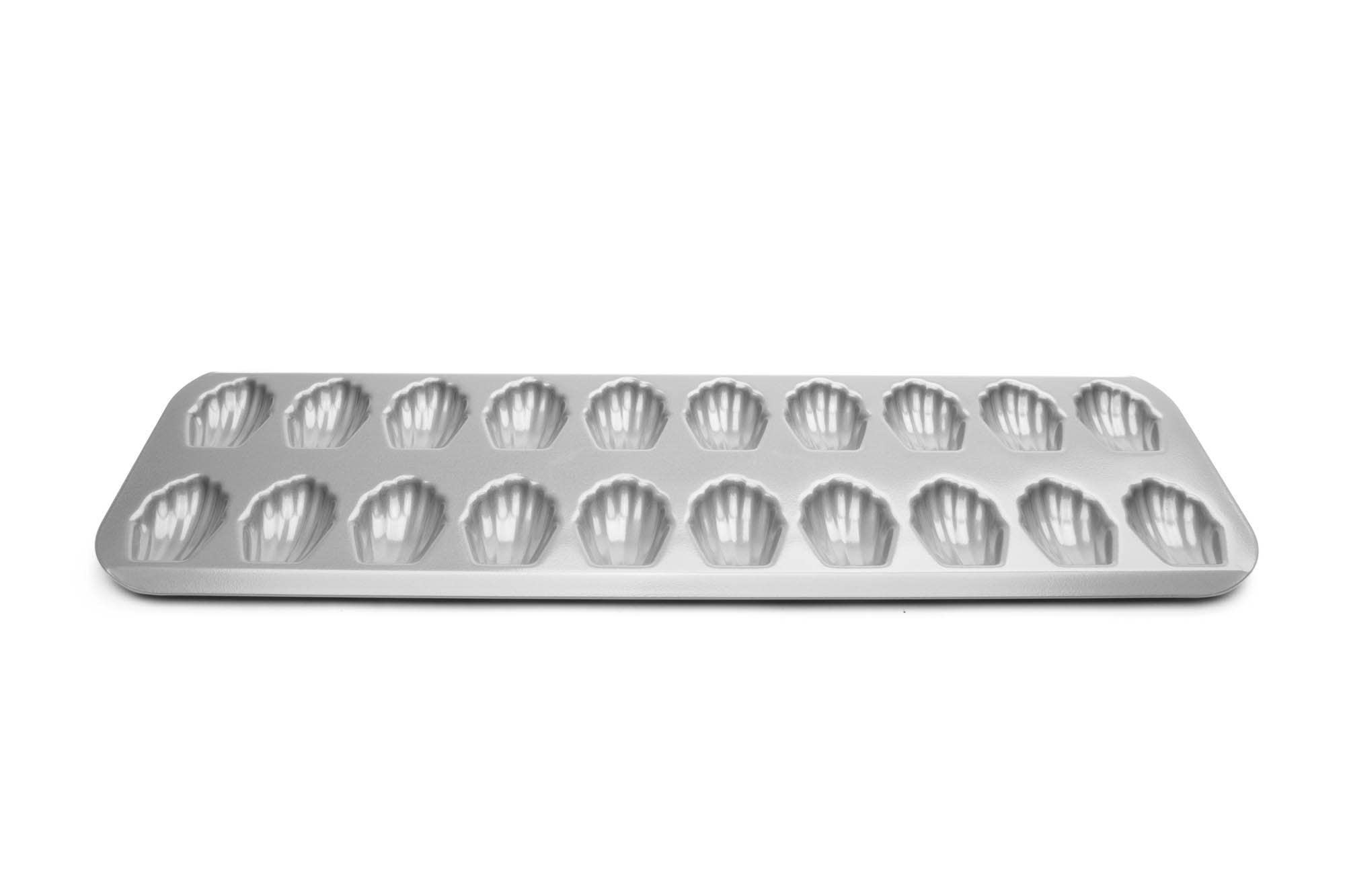 Fox Run Brands - Wholesale Cookie Cutter - Fox Run Non-Stick Mini Madeleine Pan, 20-Cups, 4.75" x 15.5'4