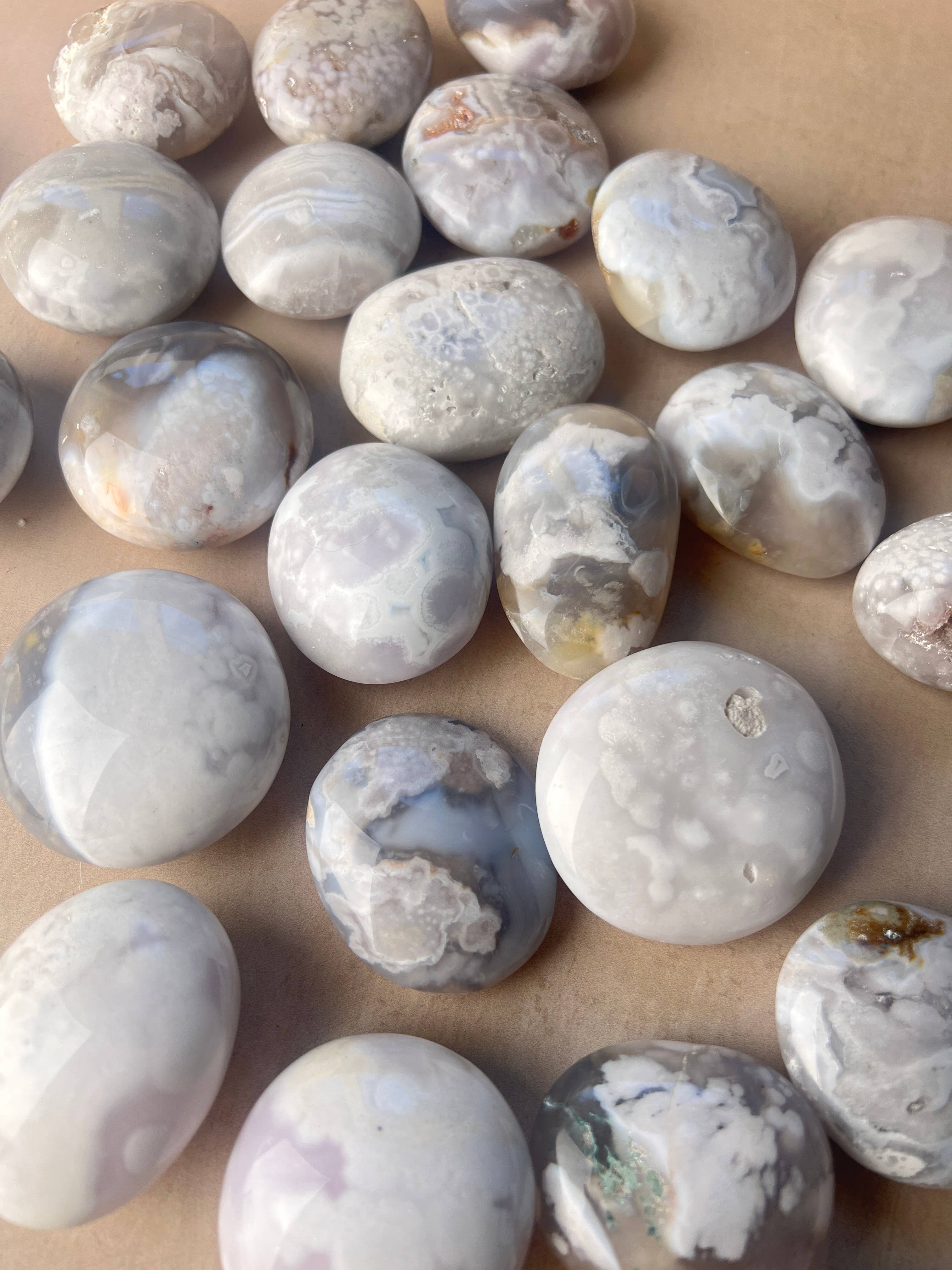 Terra Dawn Minerals - Wholesale Spiritual Stone/Crystal - Orbicular Flower Agate with Amethyst Palm Stones1