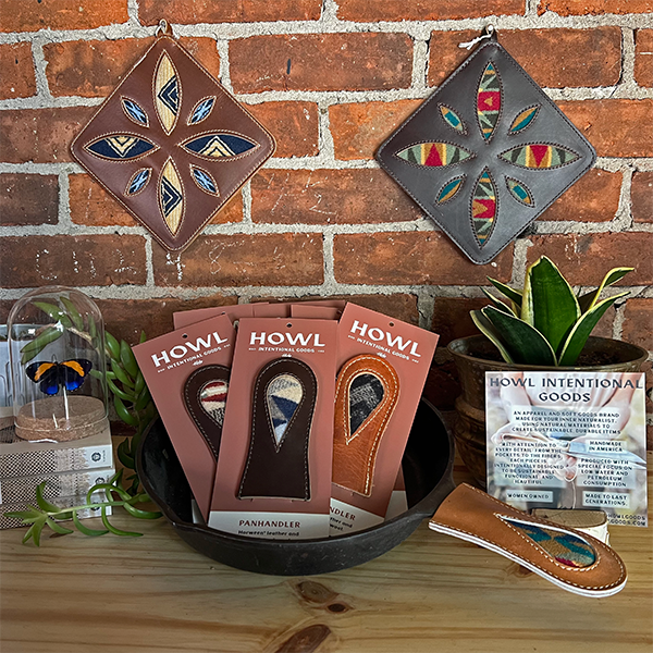 Howl Goods - Wholesale Kitchen Tool/Gadget - Panhandler Cast Iron Handles6