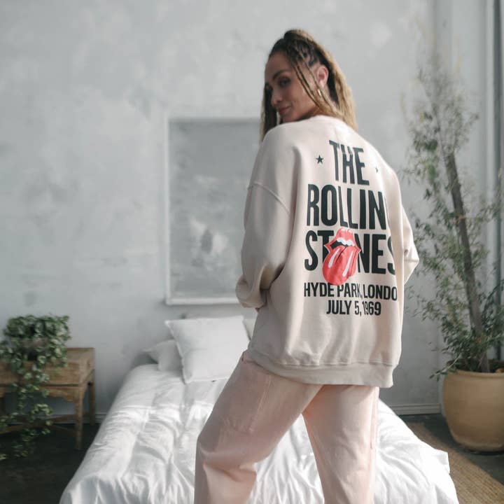 Life Clothing Co - Wholesale Graphic sweatshirt – Women’s - Rolling Stones Hyde Park 69' Sweatshirt2