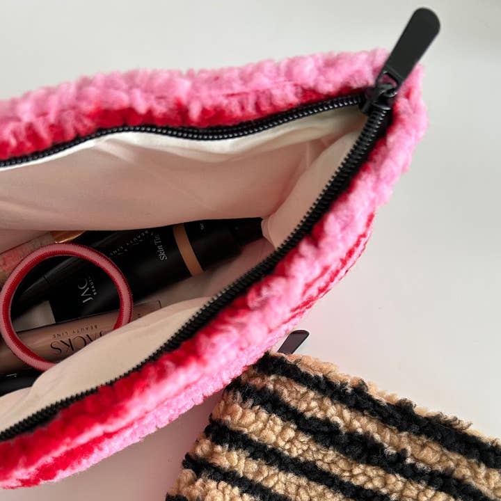 HERR&FRAUHEMPEL - Wholesale Makeup/Cosmetic Bag - teddy bag3