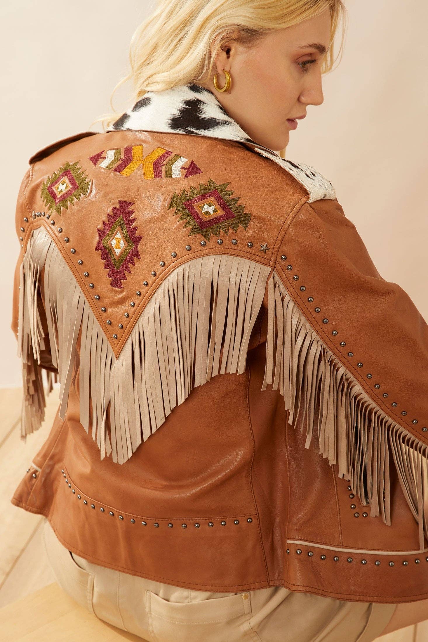 MYRA - EU - Wholesale Leather Jacket - Women's - Phoenix Fringed Leather Jacket In Camel3