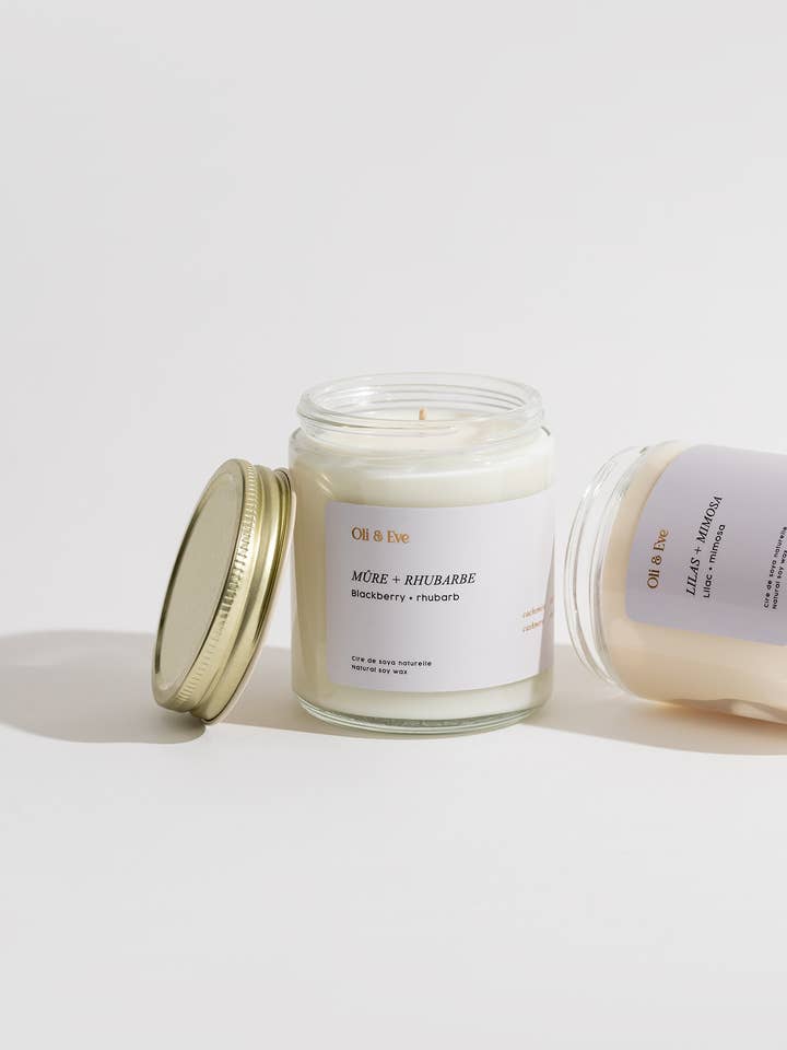 Bougie mûre et rhubarbe pour la vente par Oli & Eve