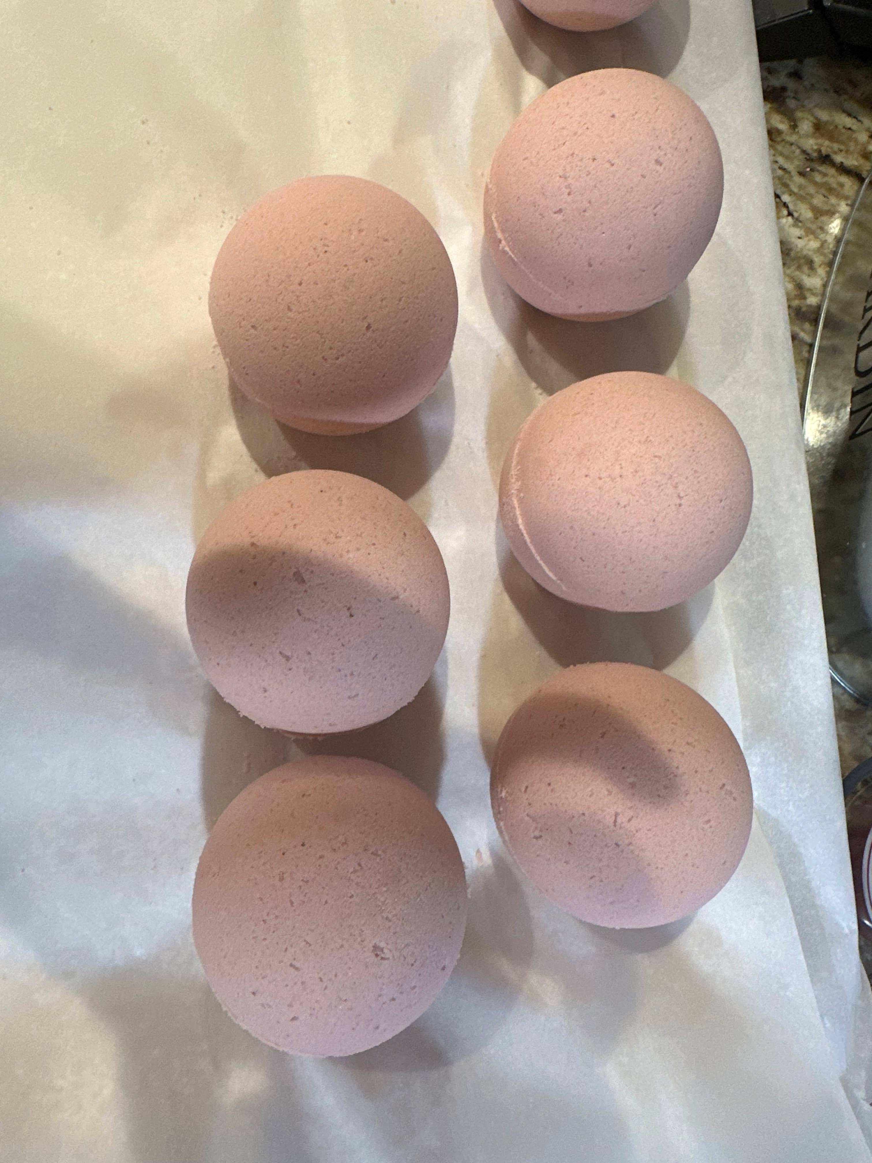 Suzy Spa Essentials - Wholesale Bath Bomb/Fizz - Bath Bomb – 5 oz9