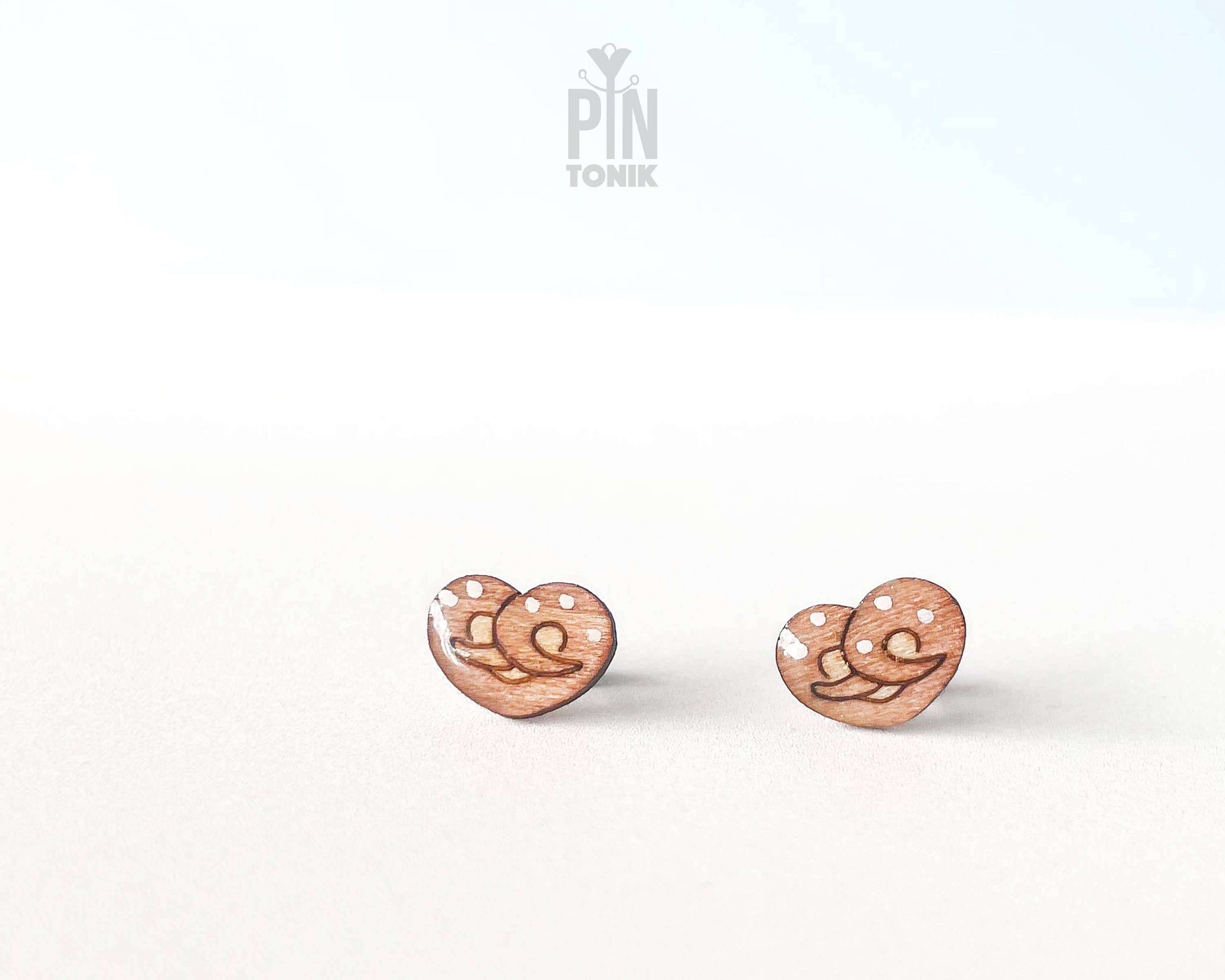 PinTonik - Wholesale Stud/Post Earrings - Pretzel Miniature Food Stud Earrings - Funny Gifts0
