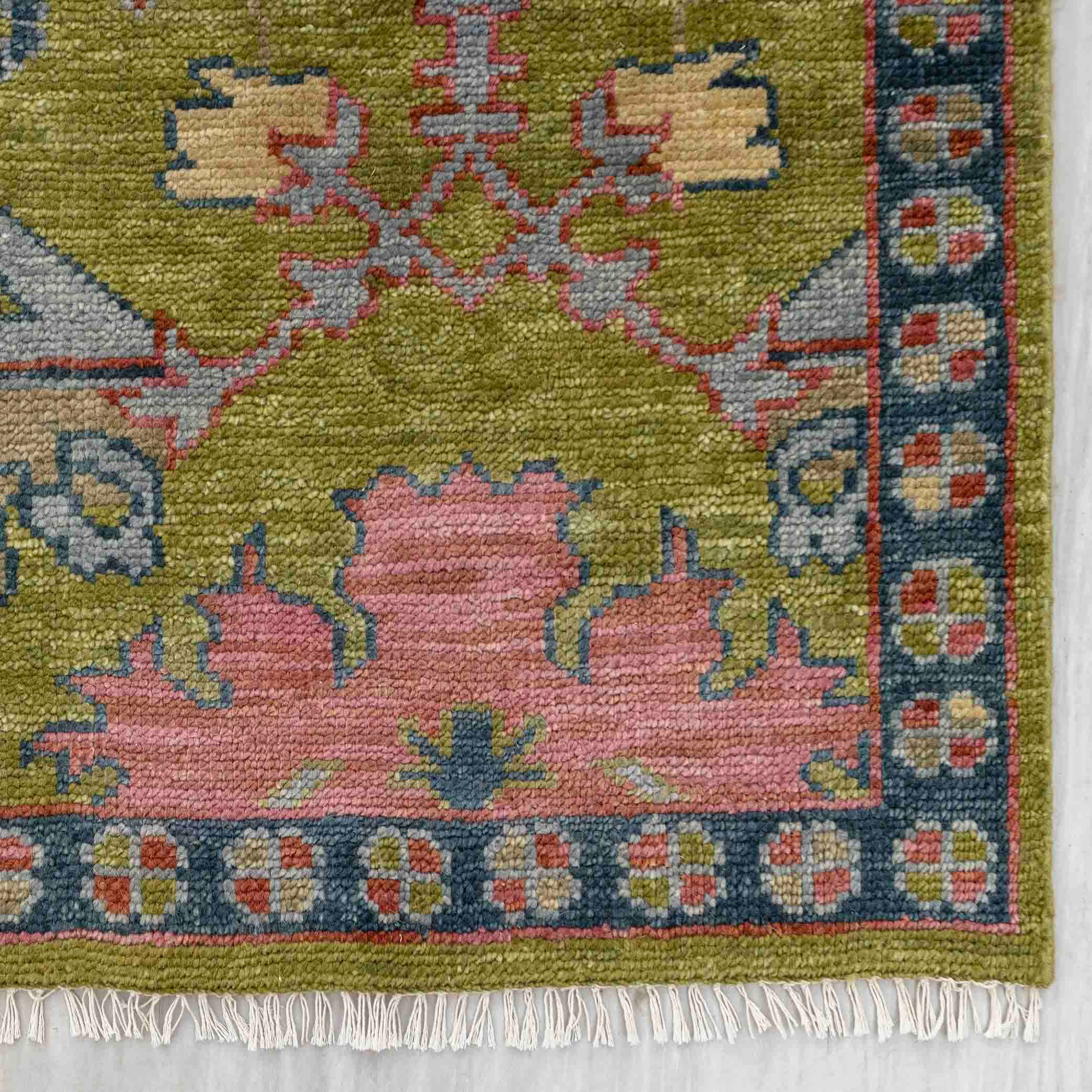 Aesthetic Homes LLC - Wholesale Area Rug - Green Modern William Morris Wool Oushak Rug – G-9420
6