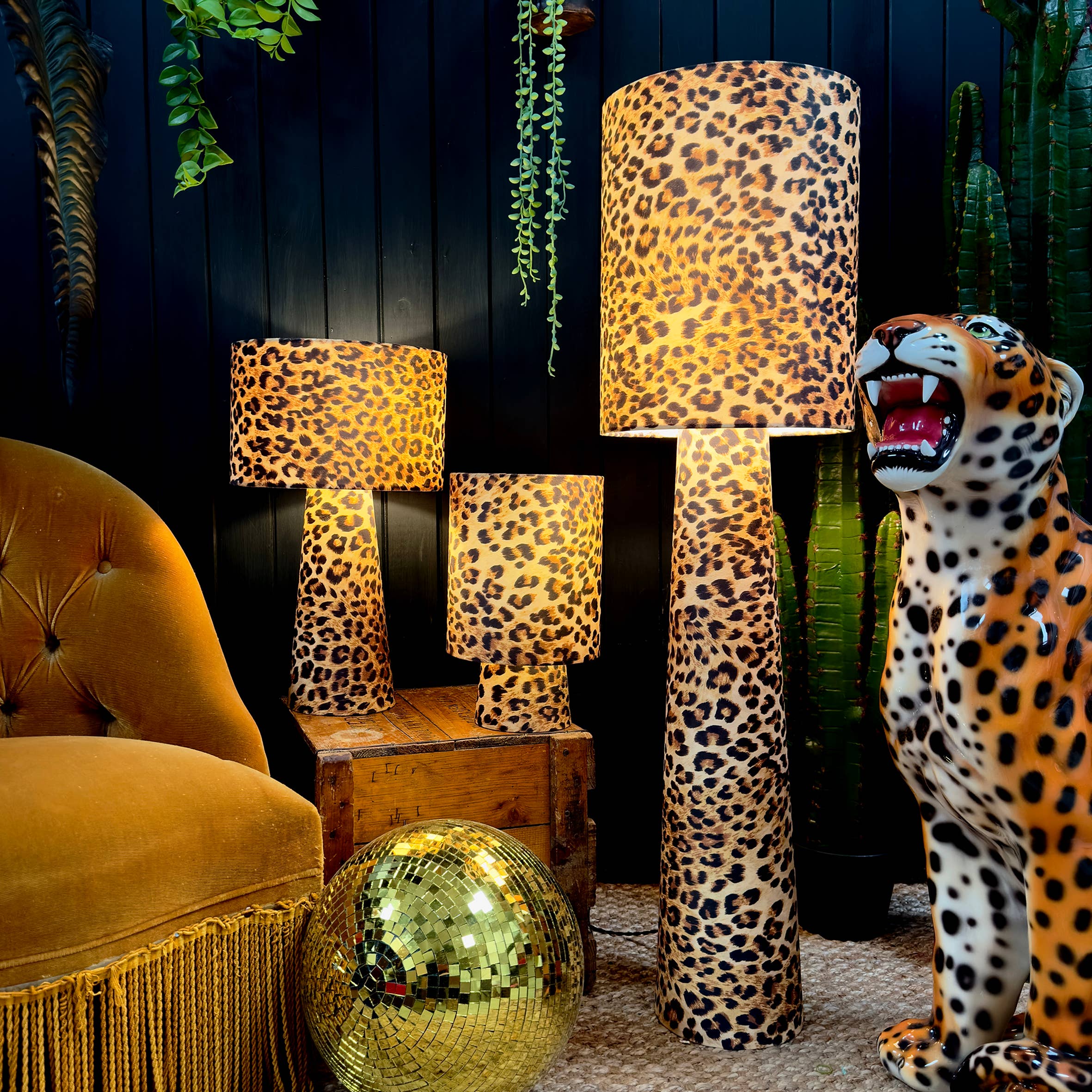 Love Frankie - Wholesale Accent/Desk Lamp - Handmade Portable Lamps in Luxe Leopard Print Velvet1