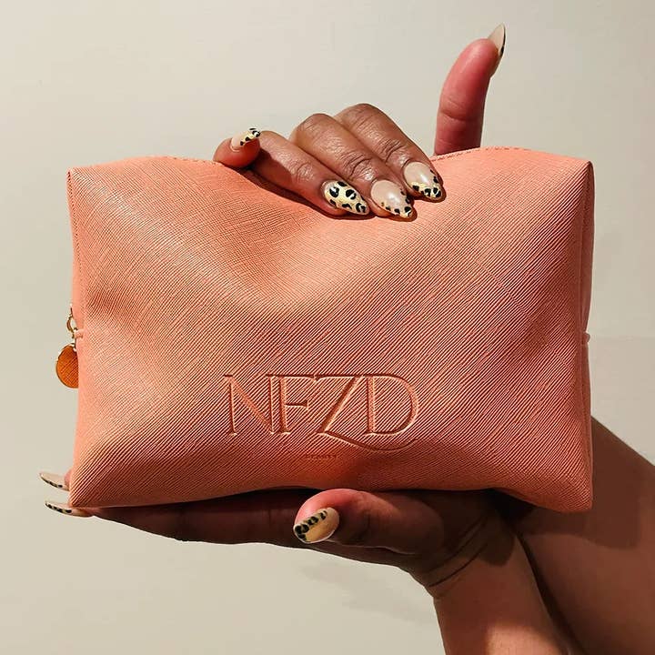 Bolsa de beleza NFZD Signature por atacado de NFZD Beauty