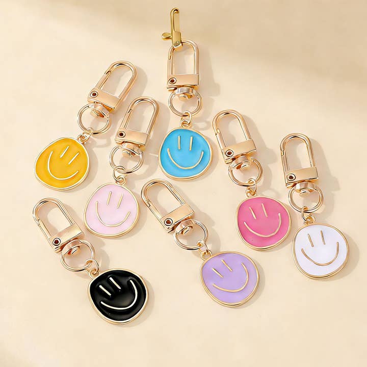 CUTE CANDY-COLORED SMILEY FACE KEYCHAIN_CWMM12889 for wholesale by DOUBLJU