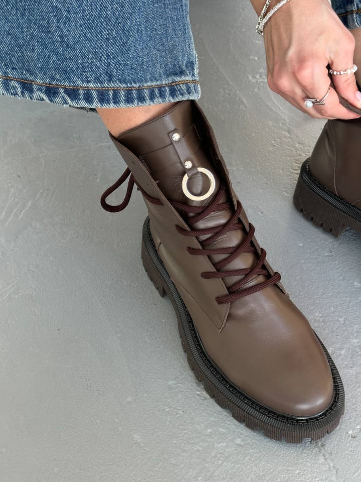 Nenya Fashion Limited - Wholesale Combat/Military Boots - Women's - Ankle Strap Boots In Black Legion