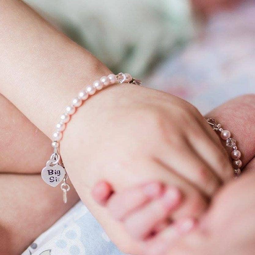 Cherished Moments - Wholesale Armband met kralen - Kinderen - Big Sis (roze) sterling zilveren Big Sis kinderarmband1