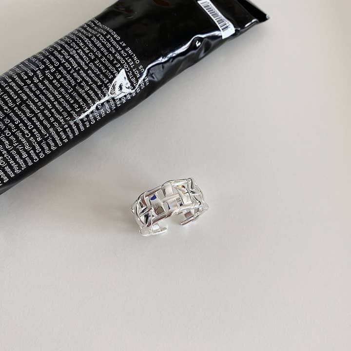 Gemscape UK – wholesale Band/Stackad Ring – Silver öppen pekfingerring bred ihålig flätad mode1