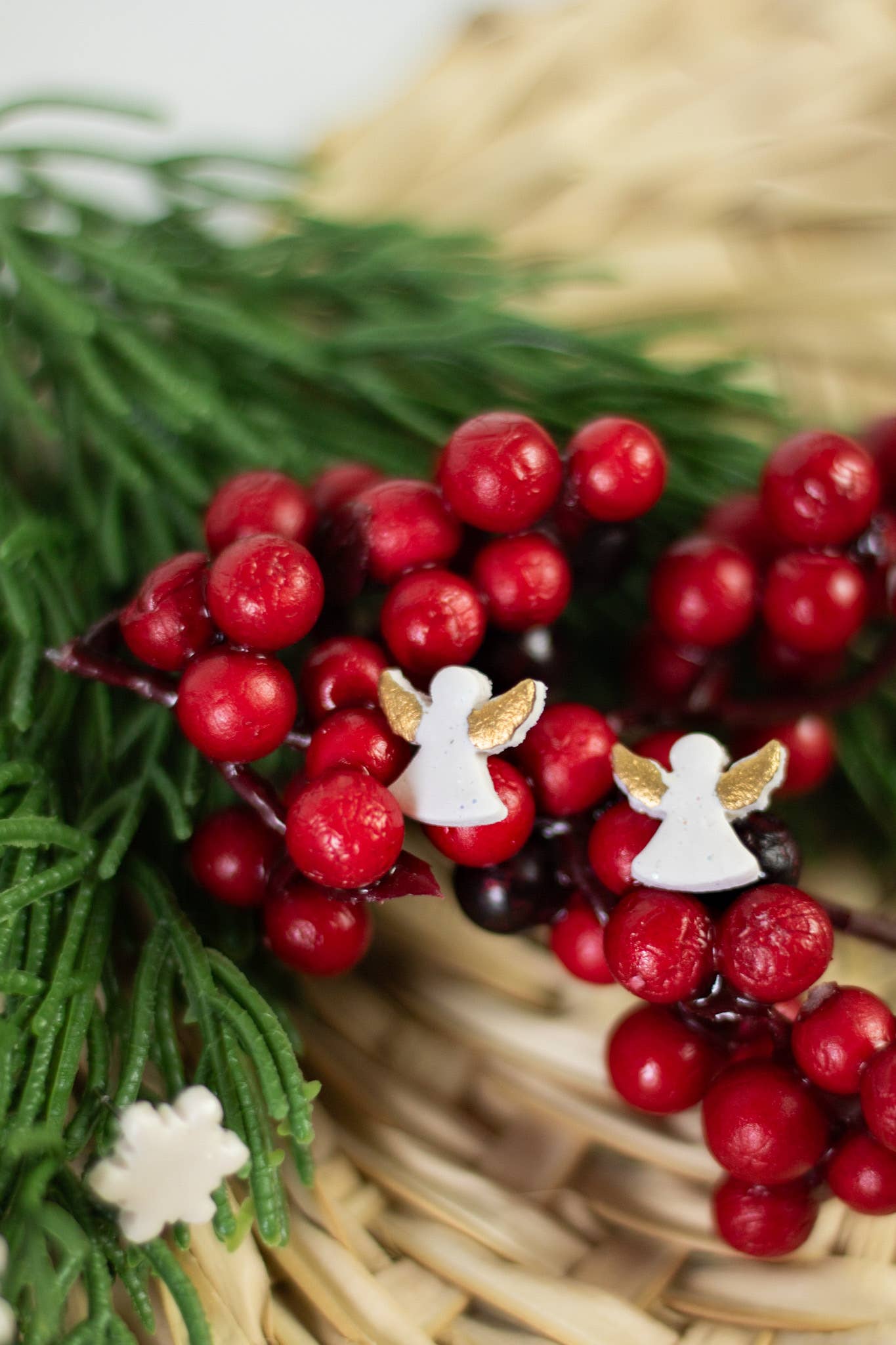 EJ Clay Co – Großhandel Ohrstecker – Mini-Ohrstecker mit Weihnachtsmotiv6