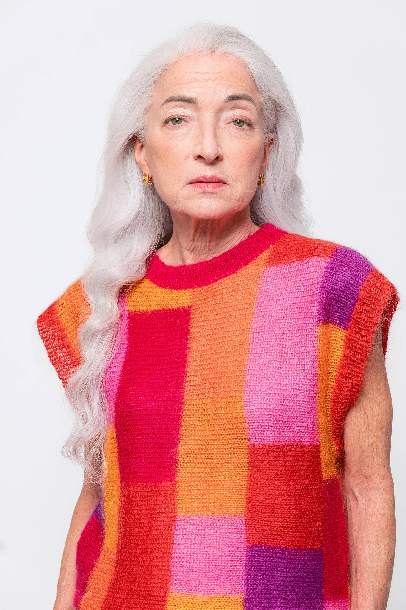 Coco Clem - Wholesale Hoop Earrings - Mini Claw Clip Hoops in 18K Gold Plated Stainless Steel3