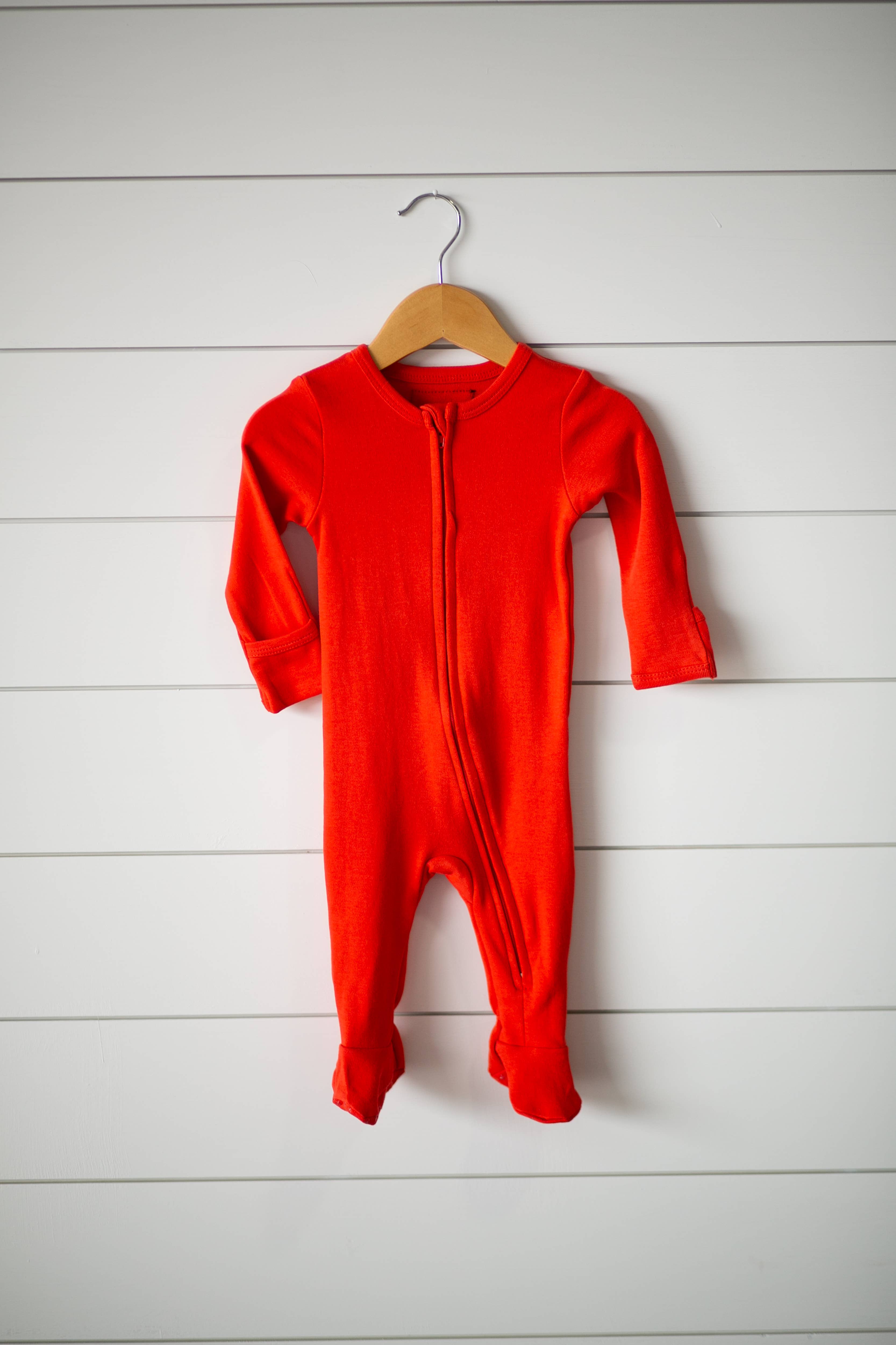 Modern Burlap - Wholesale Jumpsuit - Baby - Solid Color Organic Zip Footies3