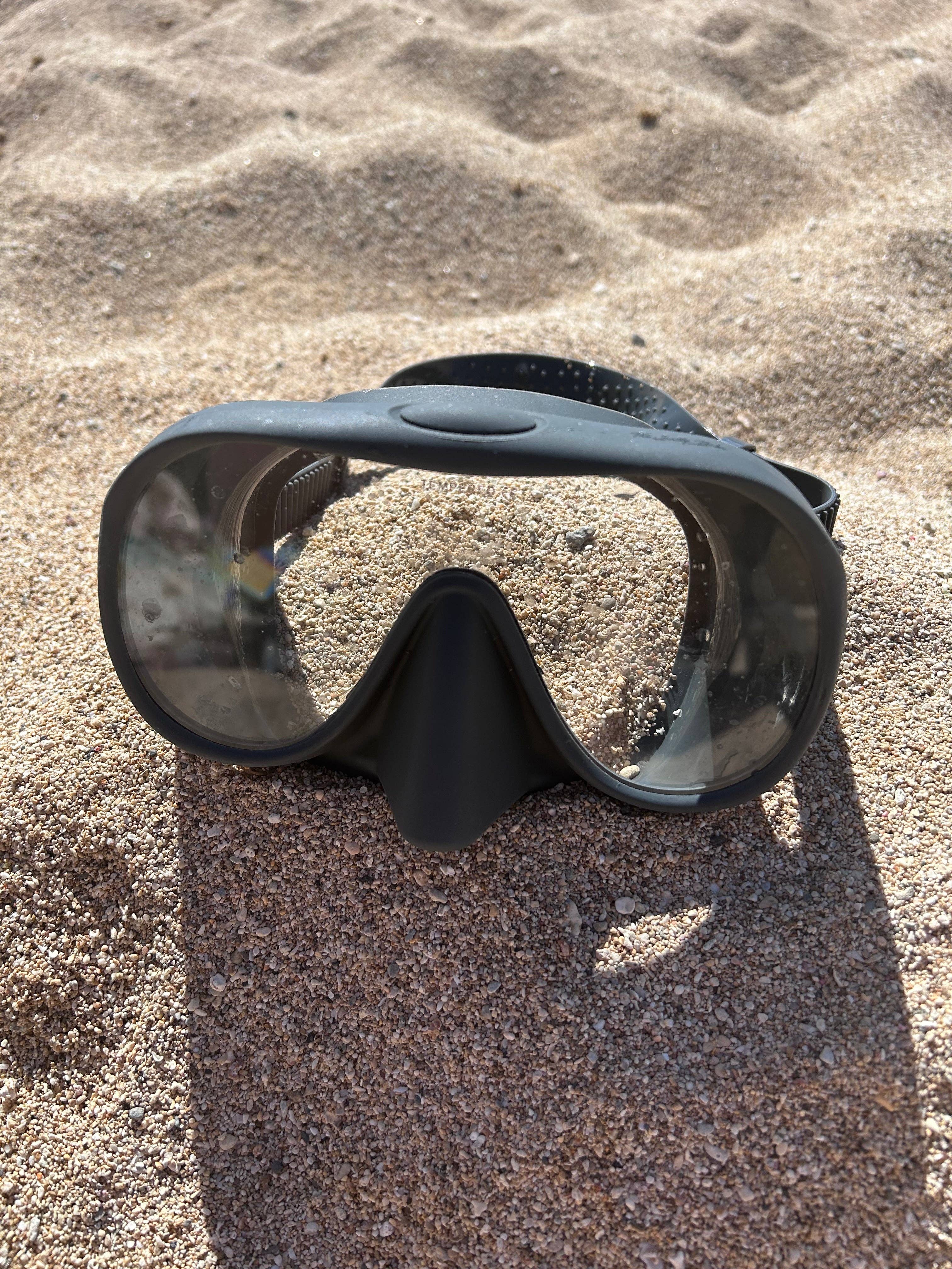 The Salty Babe - Wholesale Swim Goggles - Unisex - Looking Glass Dive Mask13