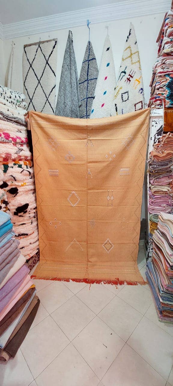 Maroccarpets Poufs and pillows wholesale +31648976894 – wholesale Area rug – New HANDMADE MOROCCAN Cactus Silk Rug29