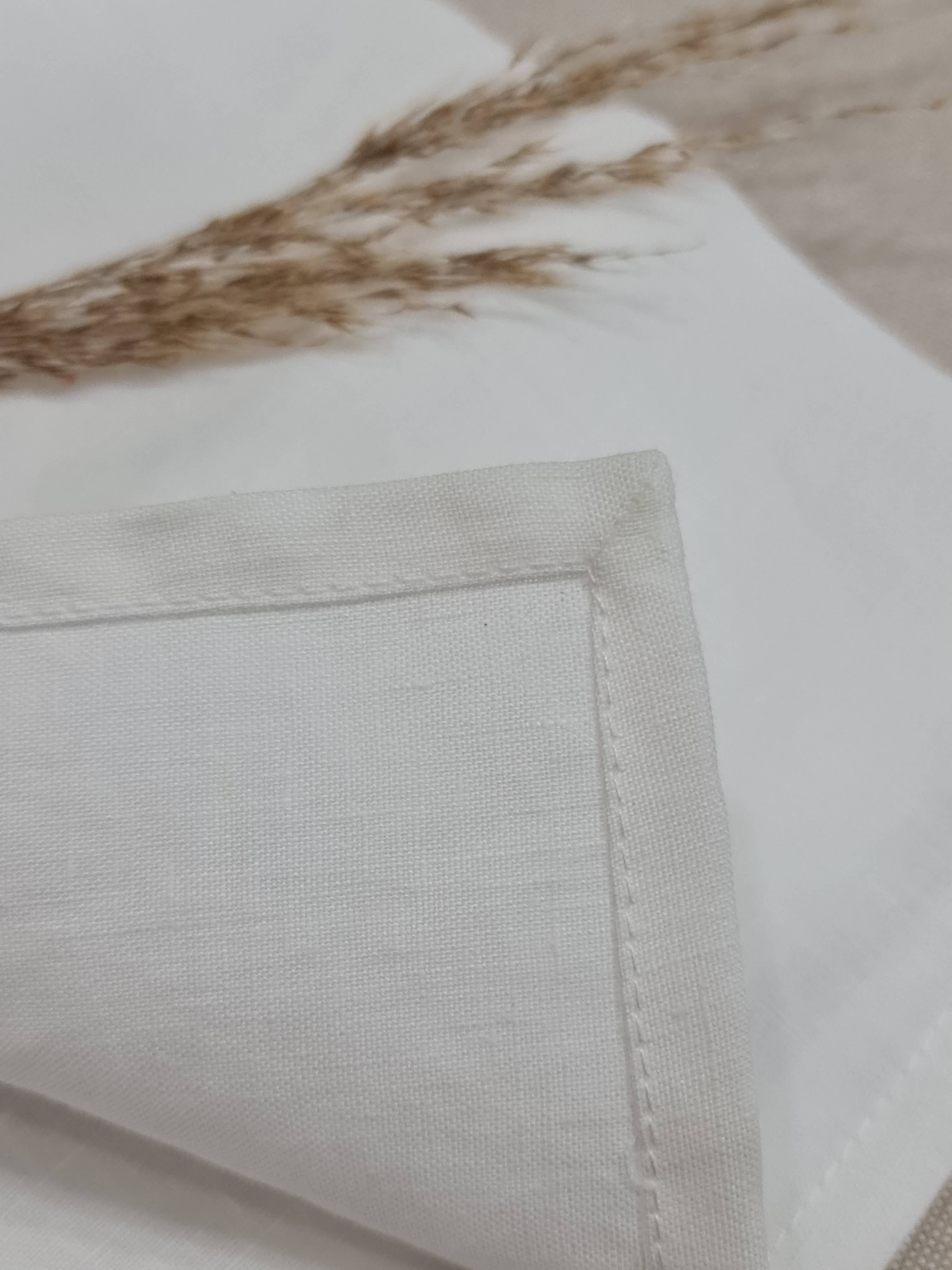 Lunaria Lab - Wholesale Dinner & Cloth Napkin - Linen napkins Classic model3