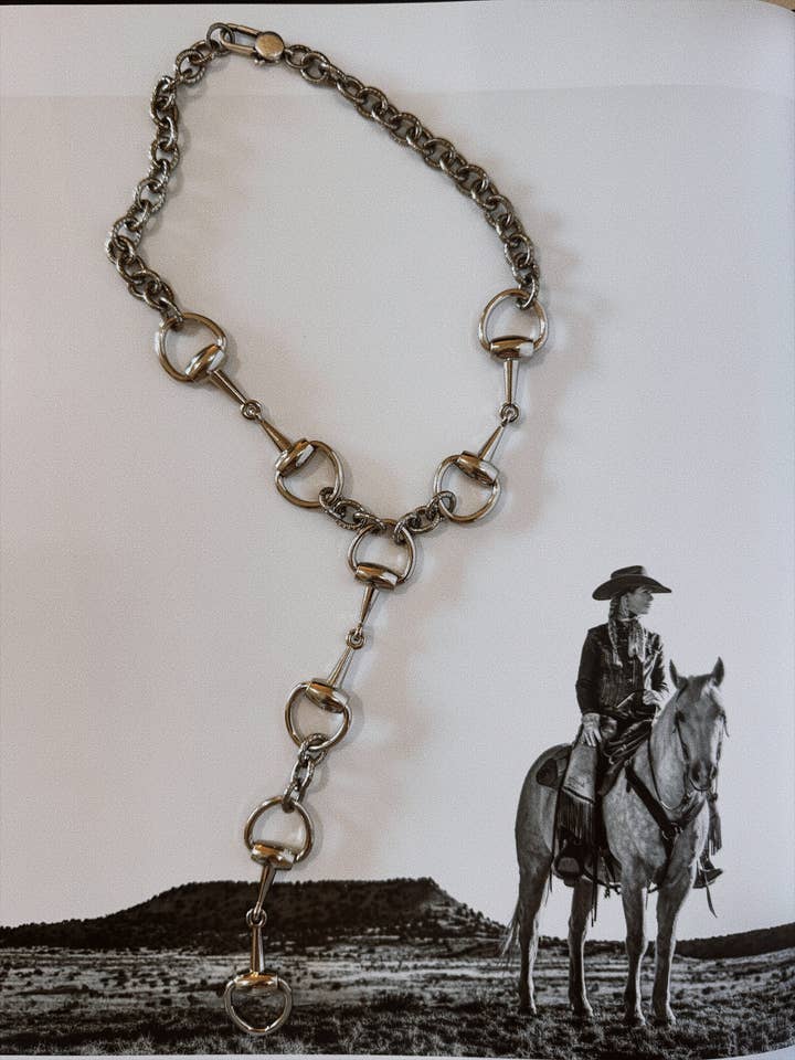 "EXTRA BITTY LARIAT" Prata / Ouro por atacado de Little Filly