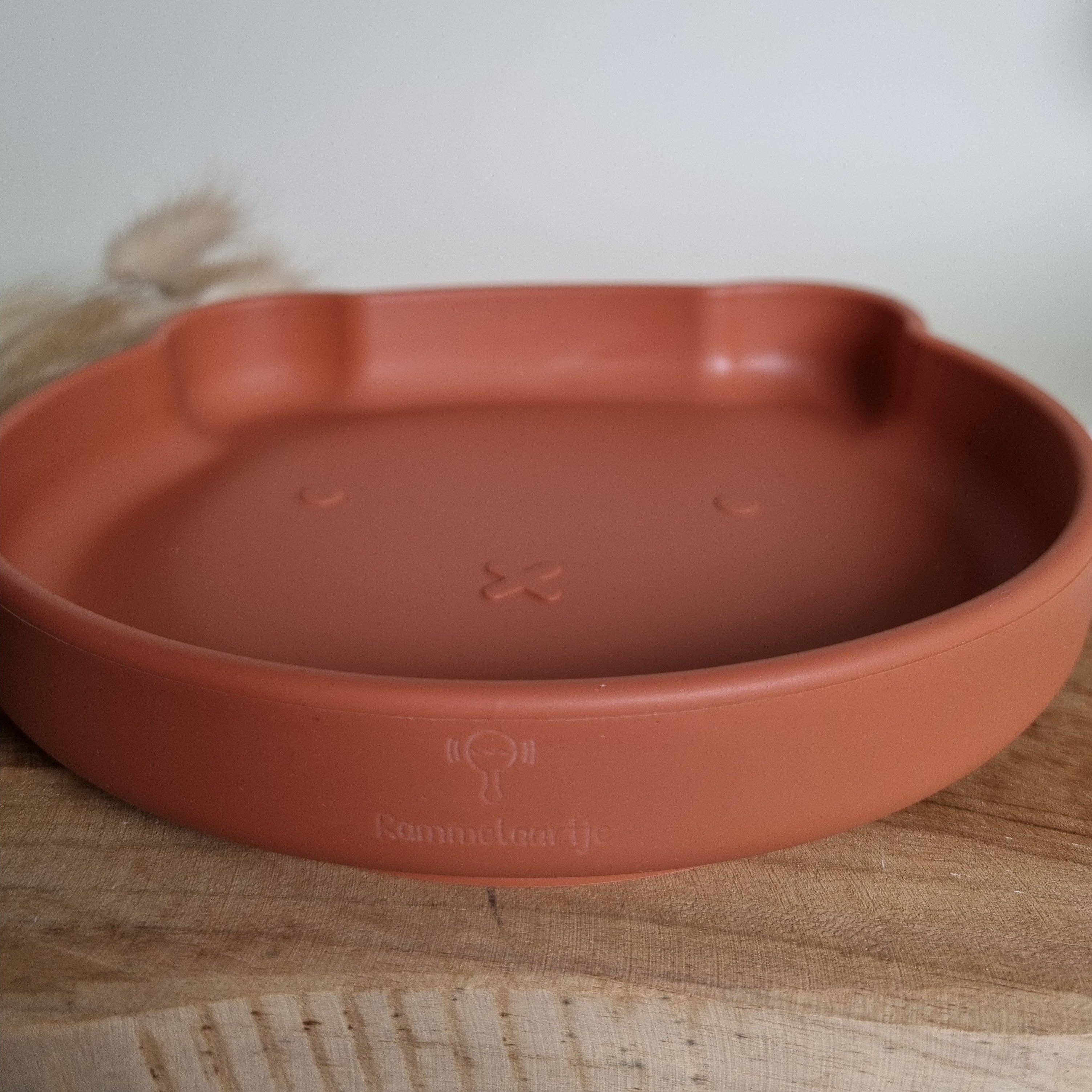 Rammelaartje - Wholesale Dinner Plate - Kids & Baby - Silicone Bear Plate - Rust2