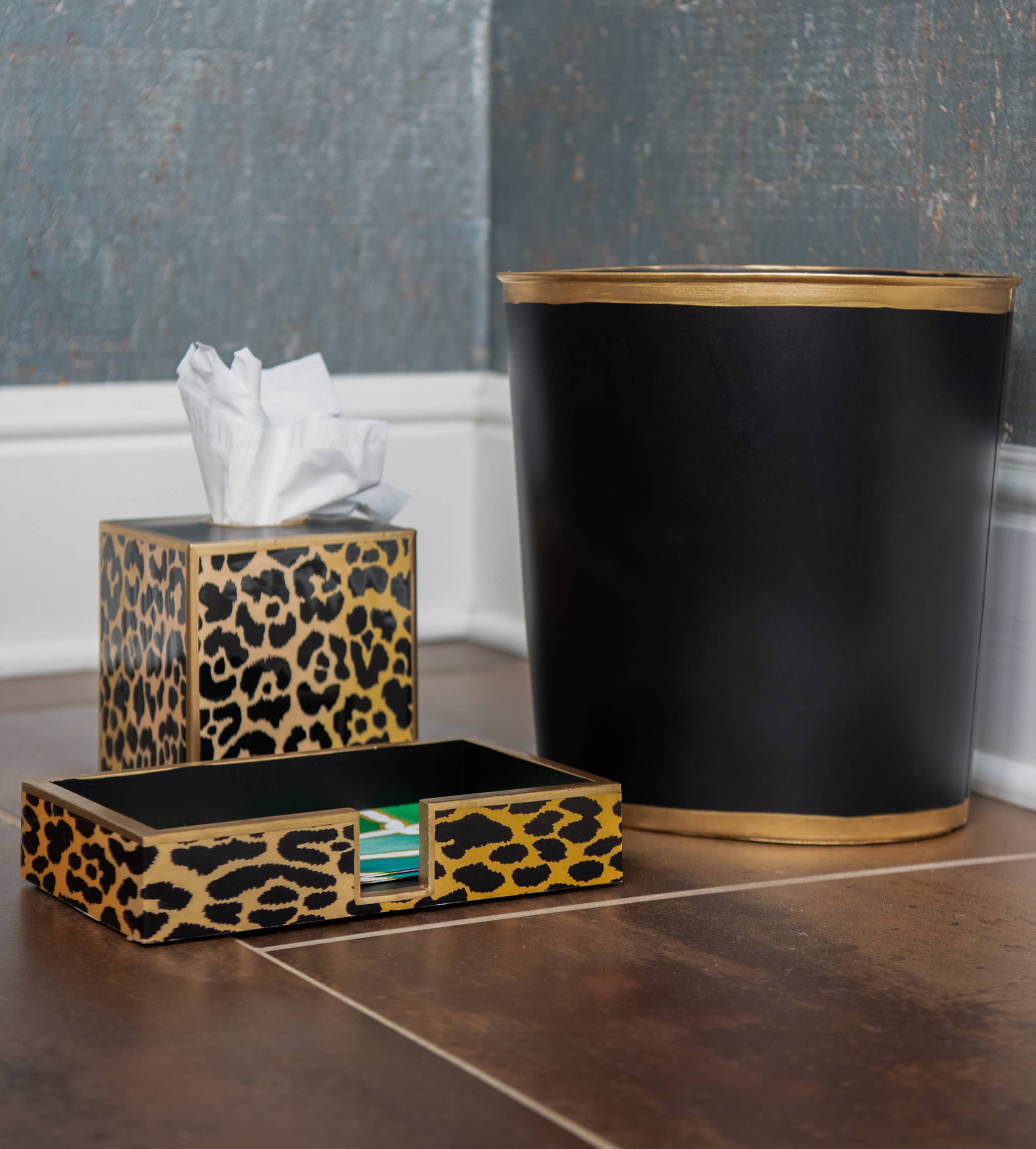 Jaye's Studio - Wholesale Bathroom Accessory Set - Mattie Oval Wastebasket1