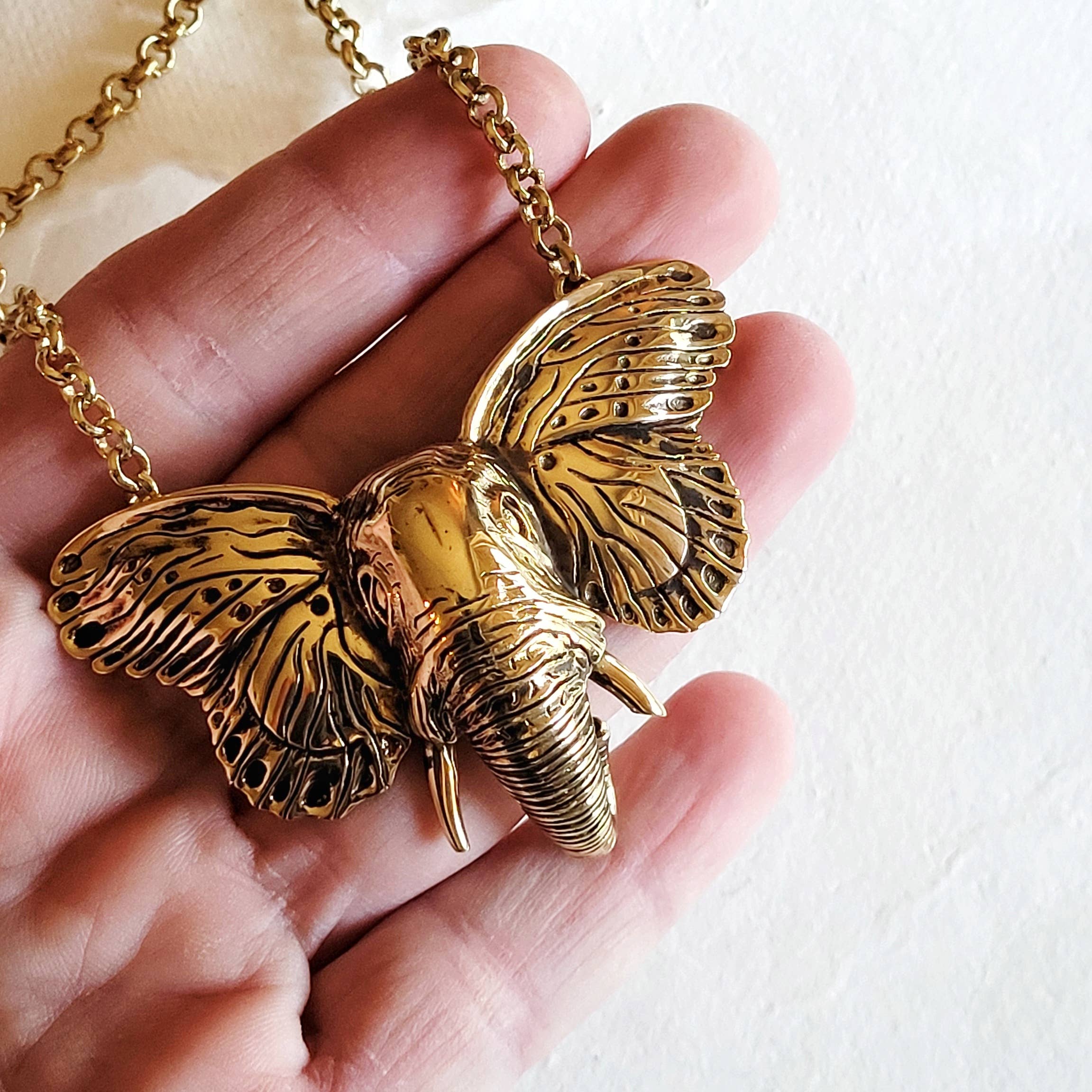 Bisjoux - Wholesale Pendant/Charm Necklace - Preservation elephant butterfly brass animal  Necklace3