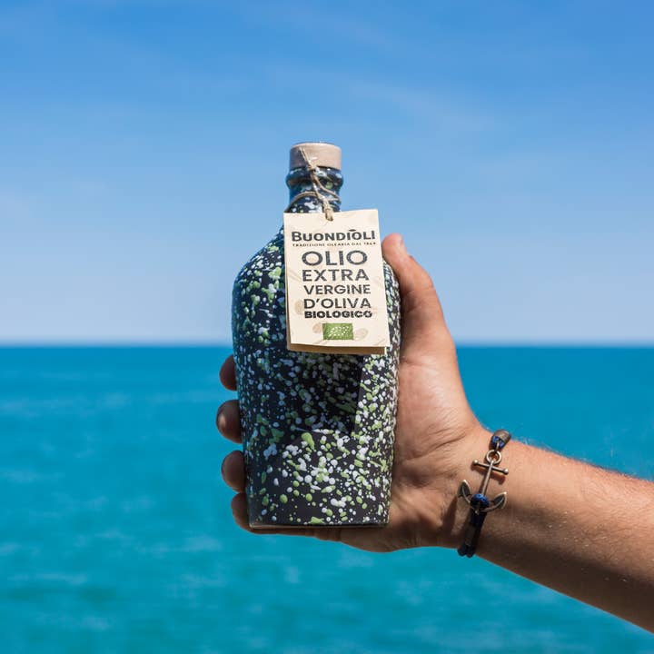 Azure Bocal artisanal en céramique bleue avec huile d'olive extra vierge bio 500 ml en vente sur Faire3