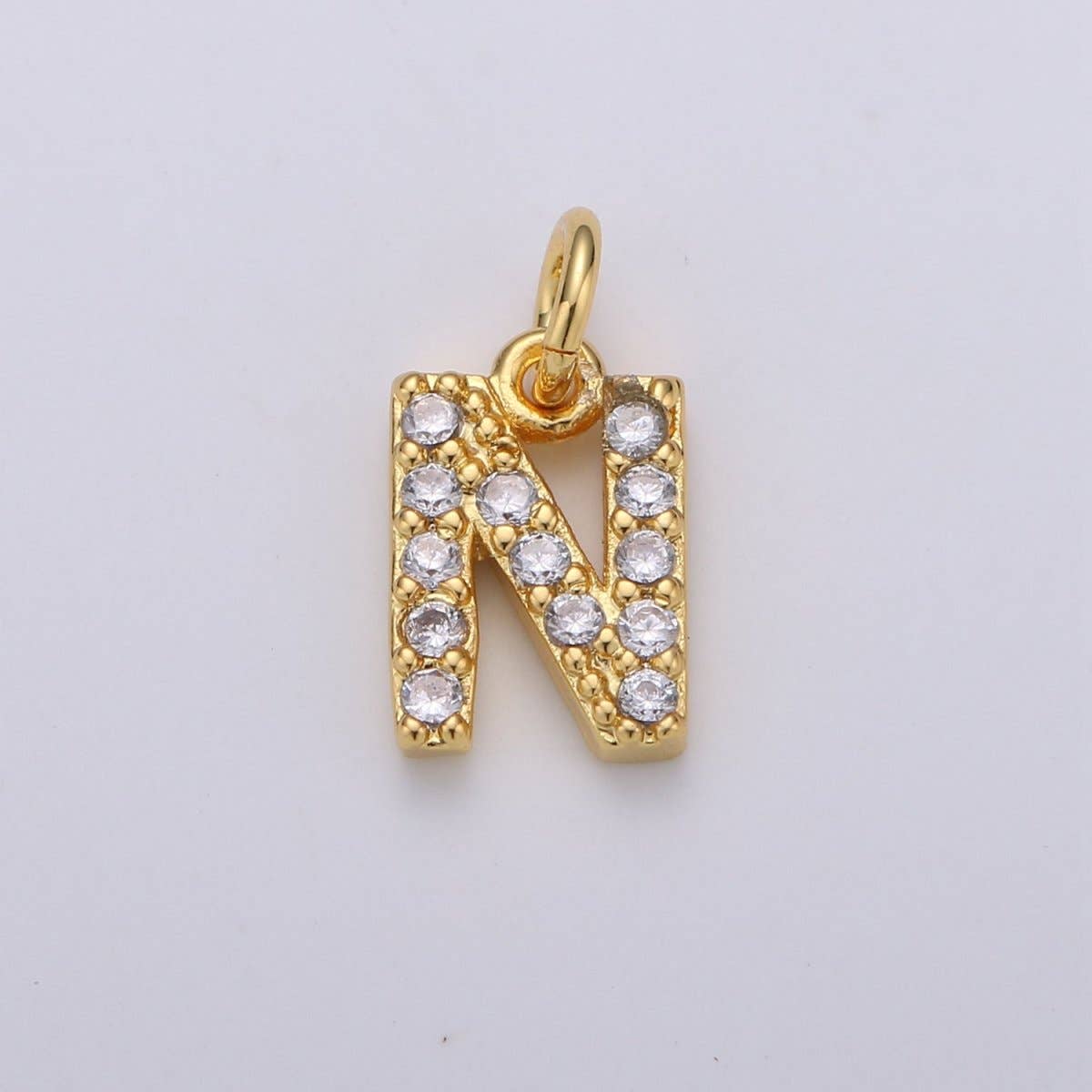 Aim Eternal – wholesale Individuell berlock/hänge – 14k guld fylld liten CZ initial, bokstav alfabet mikro pavé berlocker nätt guld kubisk hängsmycke för halsband armband örhänge tillägg A-099 till A-11113