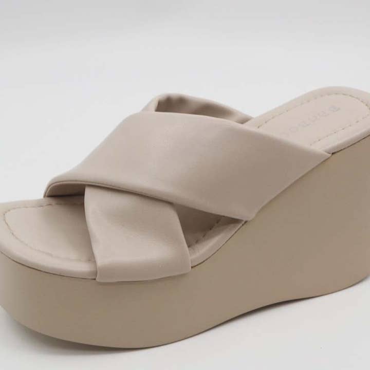 Mars Sky Shoes Wholesale - Wholesale Wedges - Women's - Bamboo PLUS-02 Women Crisscross Strap High Wedge Sandals