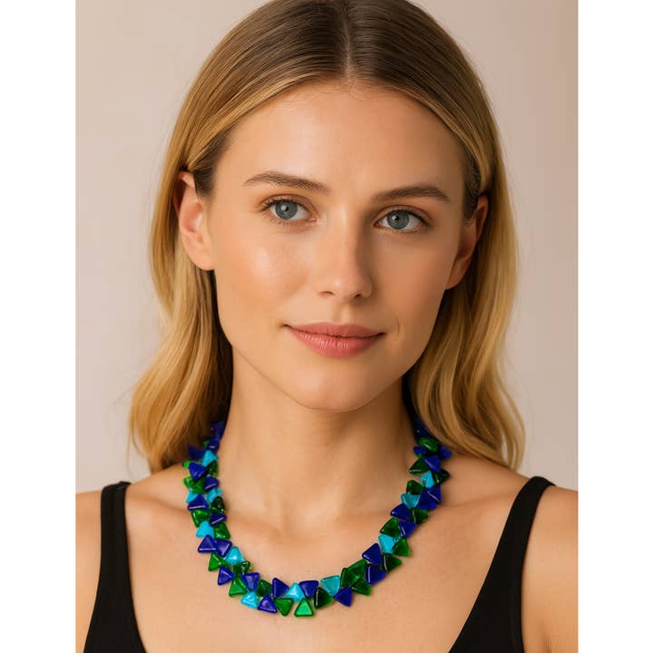 perleperle - Wholesale Beaded/Pearl Necklace - Necklace glass beads, in shiny triangles, Ava5