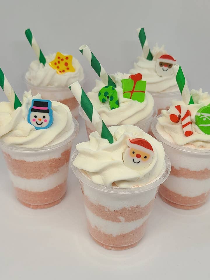 Christmas Peppermint Bubbling Smoothie Shot For Kids for wholesale by Sassy Bubbles