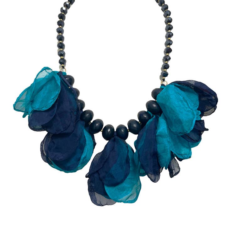 AMORINO SRL - Wholesale Beaded/Pearl Necklace - BEADED NECKLACE WITH FABRIC FLOWER4