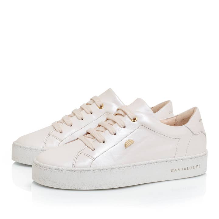 ARTIST | PEARL sneaker med perlemorseffekt for engroshandel hos Cantaloupe